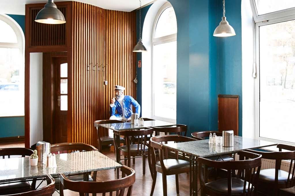 Hotel Liegeplatz 13 Kiel By Premiere Classe Interior photo